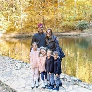 Meet your Posher, Noelle